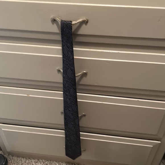 Necktie - Picture 5 of 5